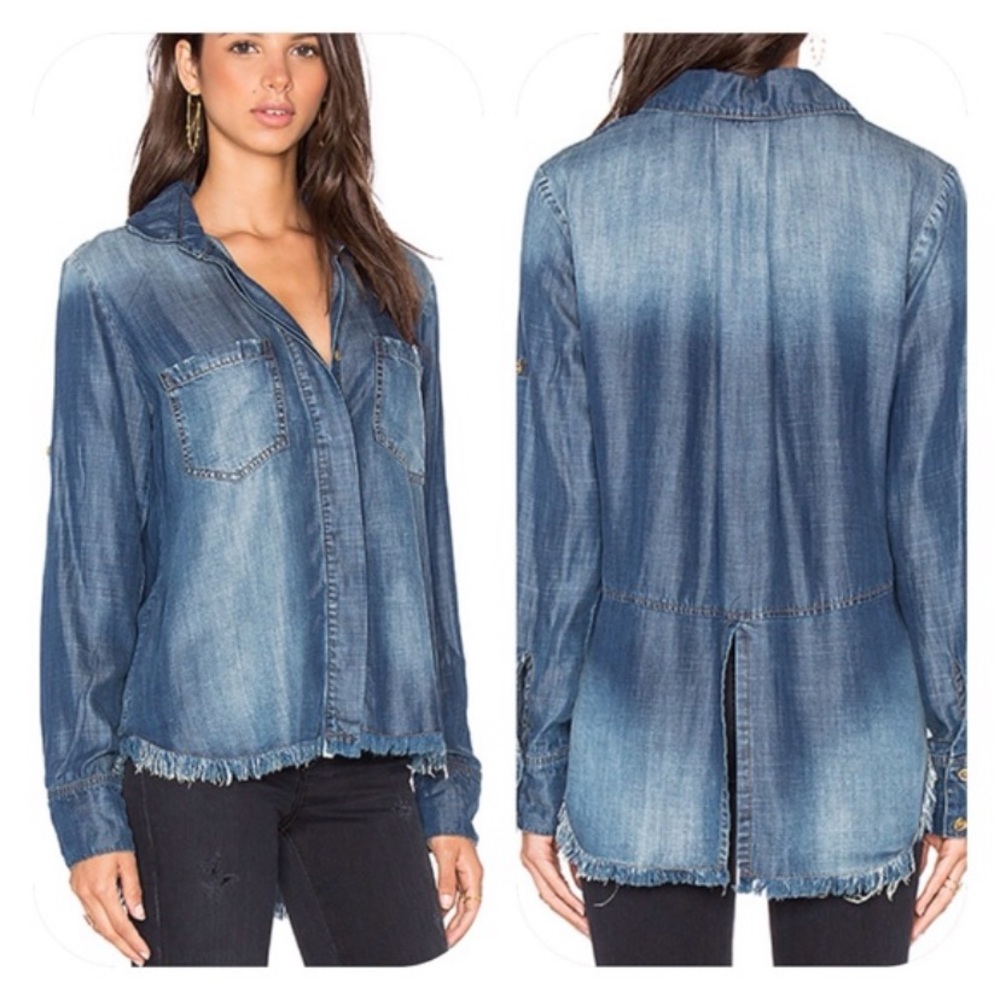 Cloth & Stone Frayed Hem Split Back Chambray Top